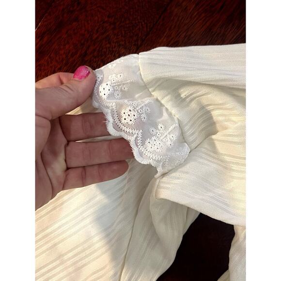 Y2K Flowy Ruffled Long sleeve off white top with black bows size XL - Picture 7 of 8